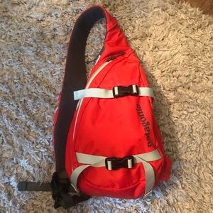 Patagonia Atom Sling Bag